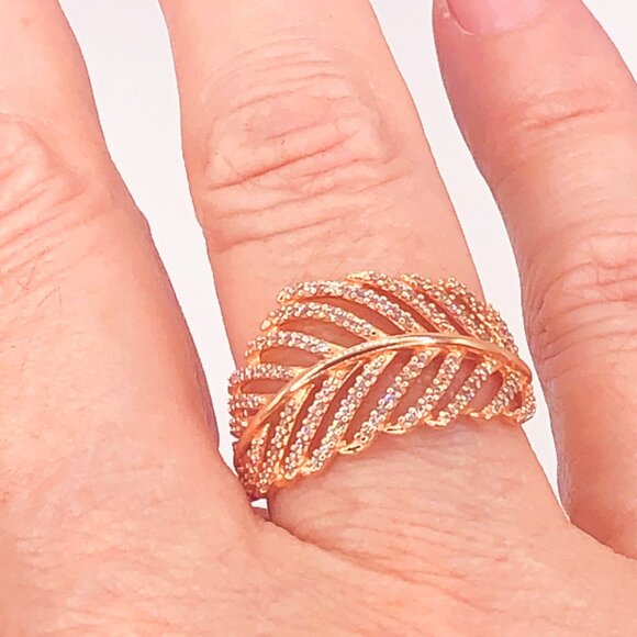 Pandora Rose™ Sparkling Feather Leaf Ring w/ Cubic Zirconia Size 58 (US 8.5) - Picture 8 of 8
